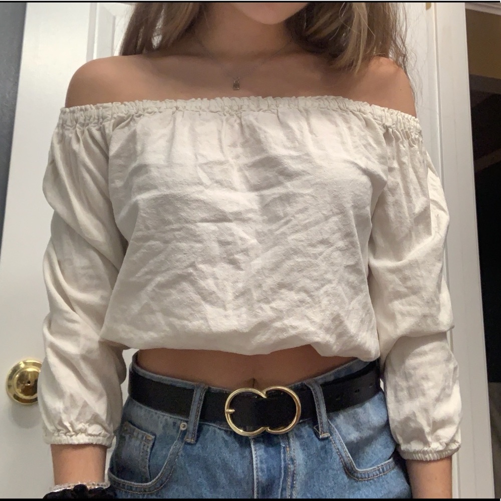 Brandy Melville Super Cute Off The Shoulder